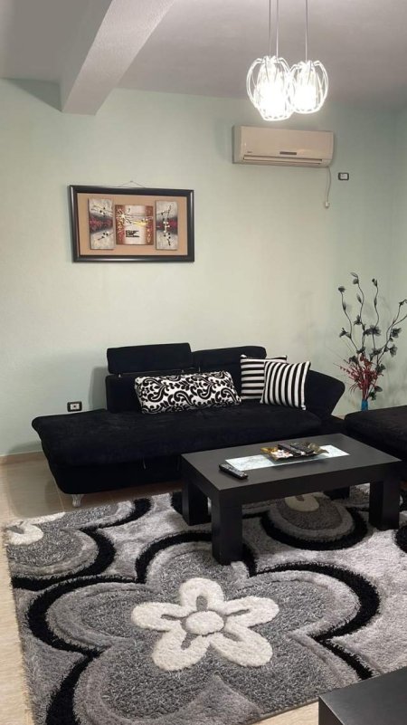 Jepet me qera apartament 2+1, kati 2, 100 m² 40.000 Leke