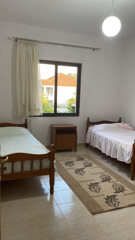 Jepet me qera apartament 2+1, kati 2, 100 m² 40.000 Leke