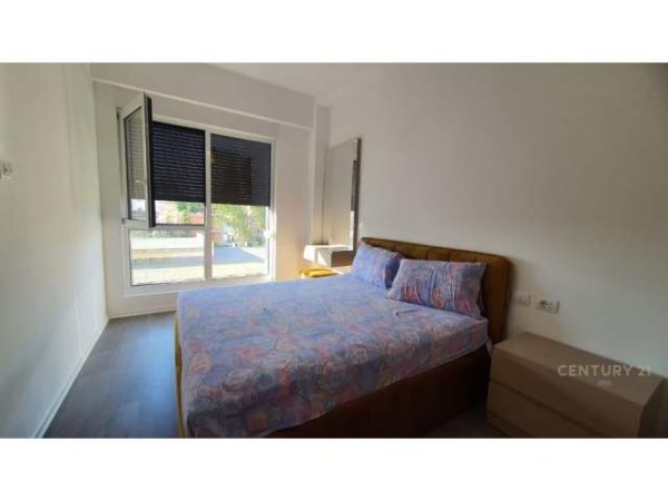 Tirane, jepet me qera apartament 1+1 Kati 3, 60 m² 500  (21 dhjetori)