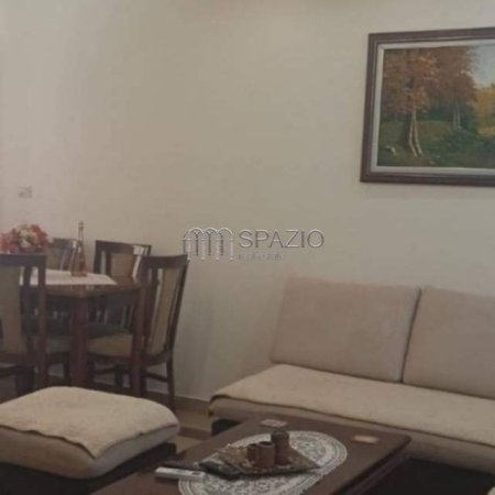 Tirane, jepet me qera apartament 2+1+A+BLK Kati 4, 80 m² 450 Euro (Shkolla e Baletit)