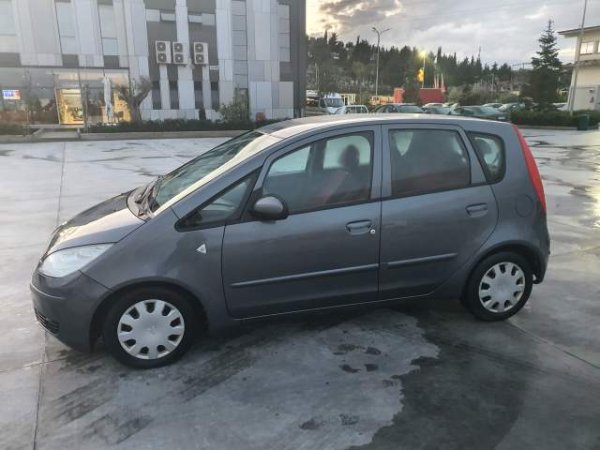 Fier, shes makine Mitsubishi Colt Viti 2006