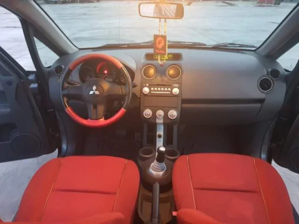 Mitsubishi Colt 1.4 Automatike Klima Gjermania Viti 2006 280000 leke