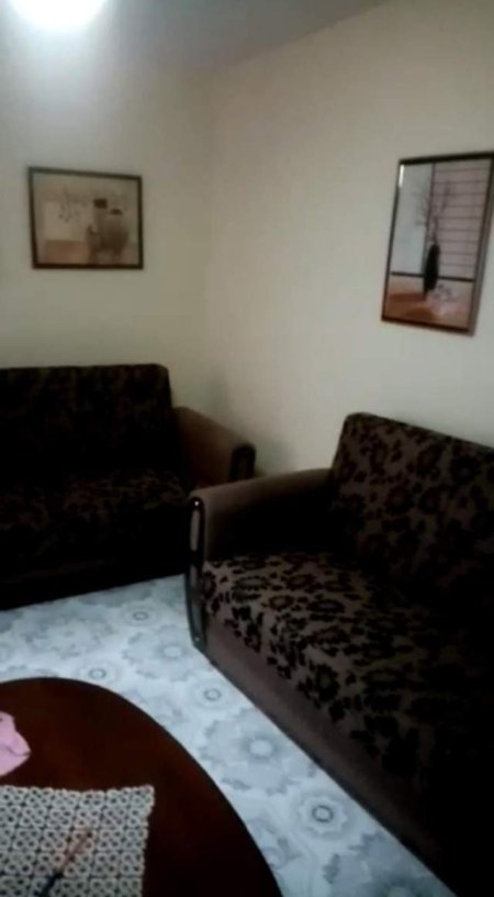 Tirane, jepet me qera apartament Kati 5, 58 m² 35.000 Leke