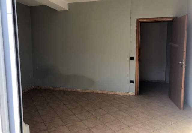Vlore, shitet apartament 99 m² 48.000 Euro