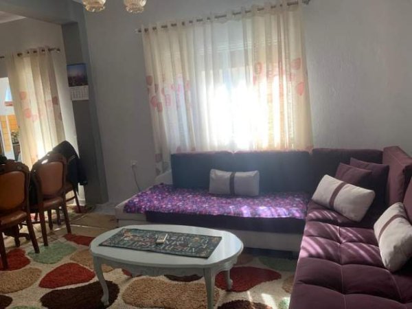 Tirane, jepet me qera apartament 3+1+BLK Kati 3, 500 Euro (Ish Fusha e Aviacionit)