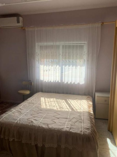 Tirane, jepet me qera apartament 3+1+BLK Kati 3, 500 Euro (Ish Fusha e Aviacionit)
