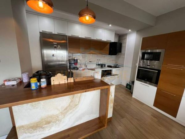 Tirane, shes apartament 2+1+A+BLK Kati 8, 165 m² 189.000 Euro (Selvie)