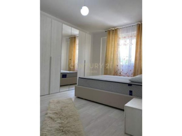 Tirane, jepet me qera apartament 2+1+A+BLK Kati 2, 101 m² 550 Euro (Liqeni i Thate)