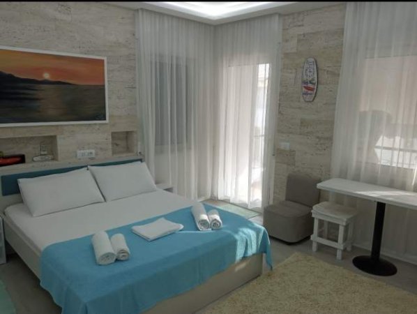 Dhermi, jepet me qera dhome Kati 1, 45 m² 100 Euro (Plazh, prane viles qeveritare)