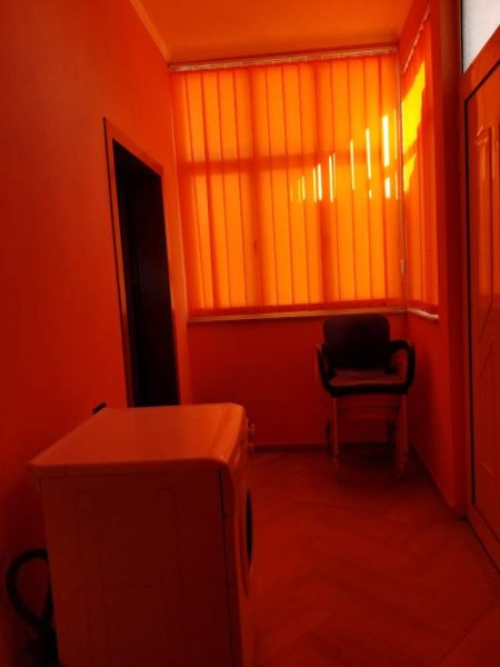 Elbasan, jepet me qera shtepi 70 m² 20.000 Leke