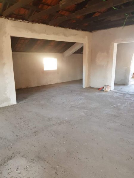 Elbasan, shitet shtepi 333 m² 100.000 Euro