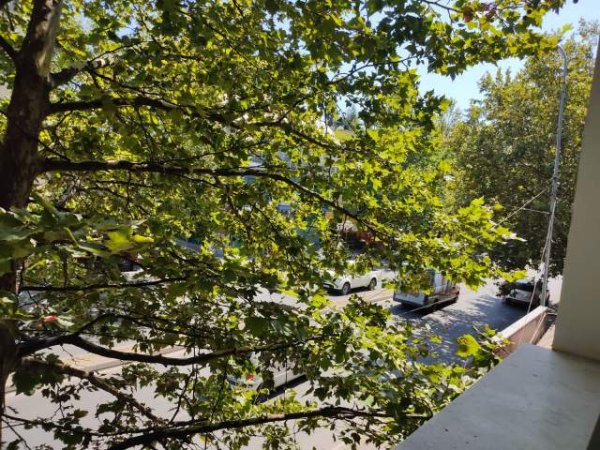 Tirane, jepet me qera apartament 2+1+BLK Kati 2, 70 m² 400 Euro (Rruga e Dibres)