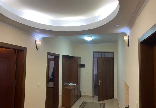 Elbasan, shitet apartament 100 m² 60.000 Euro