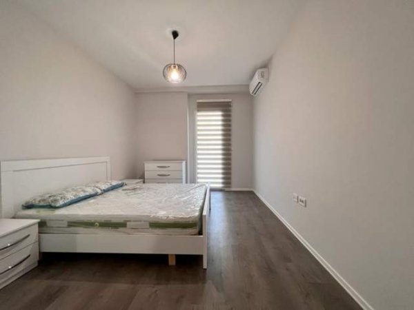 Tirane, jepet me qera apartament 1+1+BLK Kati 4, 450  (Fusha Ali Demi)