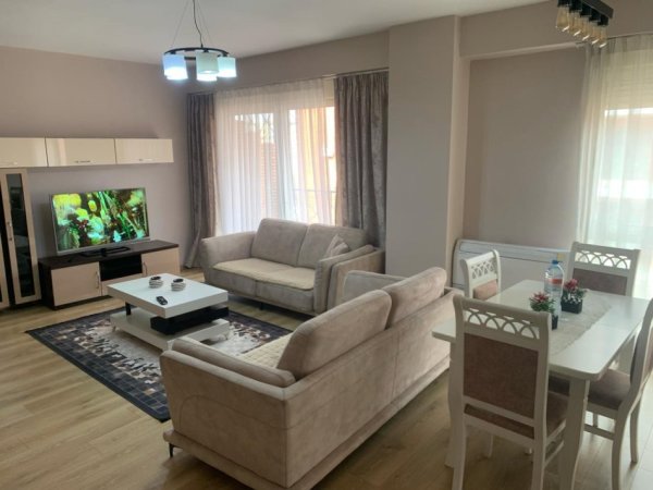 JEPET ME QERA  APARTAMENT 2+1 700 EURO KOMPLEKSI DELIJORGJI