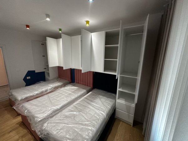 Apartament ne zonen e Freskut 'Komuna Dajt ' ! 2 Poste Parkimi