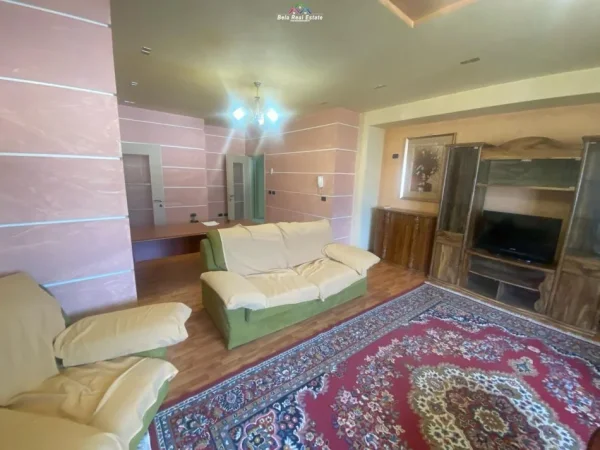 Apartament Me Qera 3+1 Prane Maternitetit Te Ri (ID B2394) Tirane