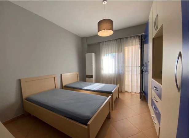 Apartament 2+1+2 për Qira në Rrugën e Dibrës,