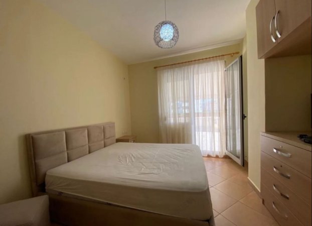 Apartament 2+1+2 për Qira në Rrugën e Dibrës,