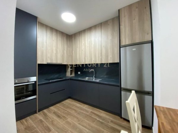 APARTAMENT 3+1 ME QIRA TE REZIDENCA OASIS