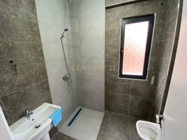 APARTAMENT 3+1 ME QIRA TE REZIDENCA OASIS