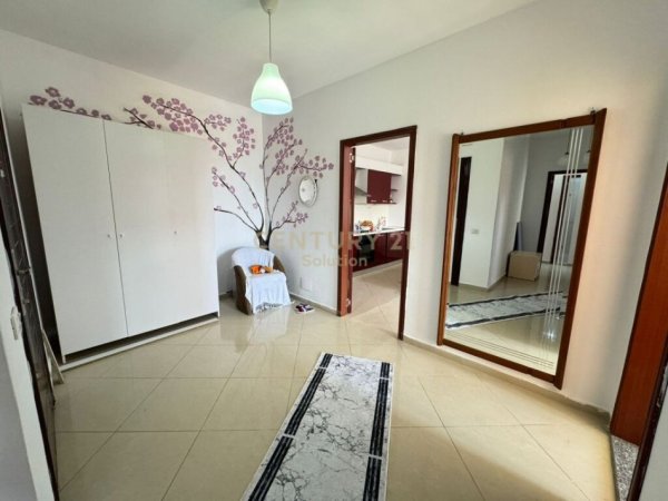 JAPIM ME QIRA APARTAMENT 2+1 PERBALLE VILA L !