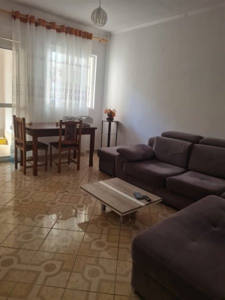 APARTAMENT ME QERA 1+1 OKAZION BLLOKU VASIL SHANTO