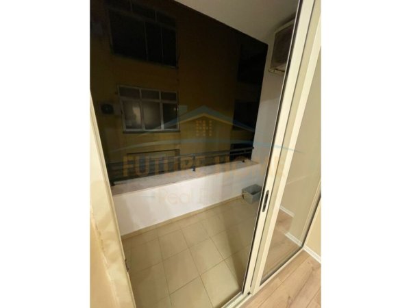 Shitet, Apartament 1+1, Shkembi i Kavajes