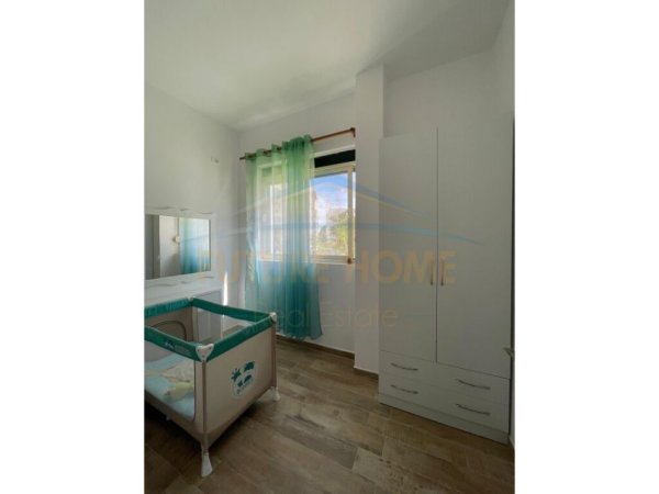 Shitet, Apartament 2+1+2, Qerret