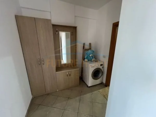 Qera , Apartament 2+1 , Unaza e Re , Tirane