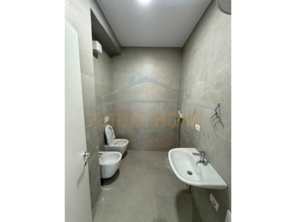 Qera , Apartament 2+1+ Pp