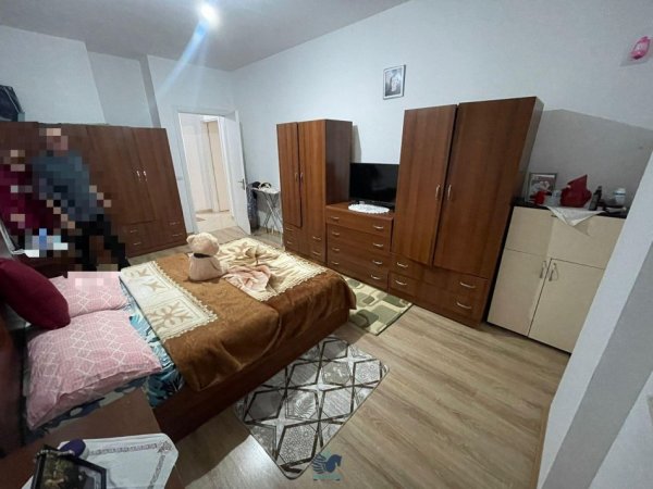 Shitet Apartament 1+1 Ne Kinostudio [ID P116]