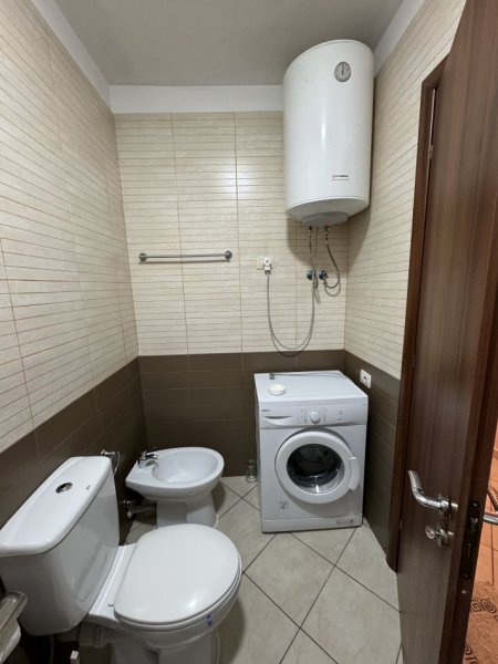 Apartament Me Qera 1+1 Tek Kompleksi Kontakt Tirane.