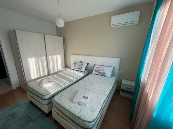 Jepet Me Qera Apartament 2+1 Ne Rrugen 5 Maj [ID P02114]