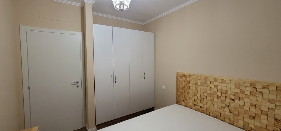 Apartament Me Qera 1+1 Tek Shkolla E Bashkuar, Tirane.