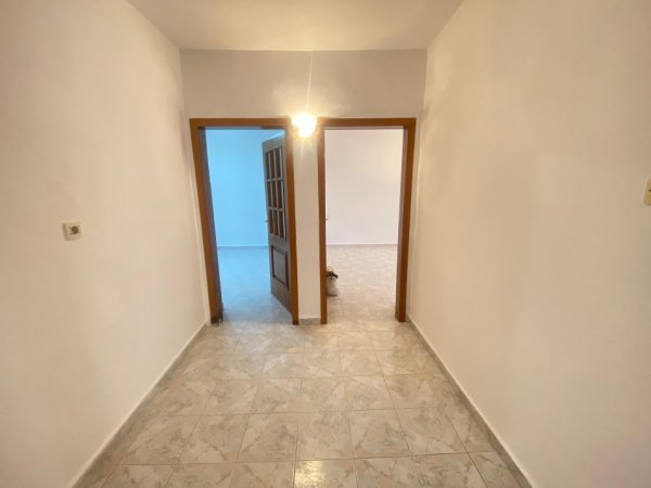 Apartament me qera 3+1