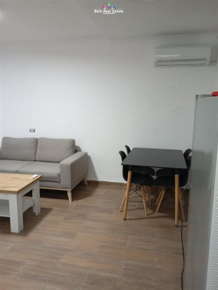 Apartament Me Qera 1+1 Perballe Maternitetit Te Ri (ID B211225) Tirane.