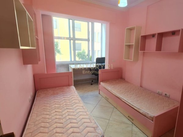 Shitet Apartament 2+1 ne Don Bosko !