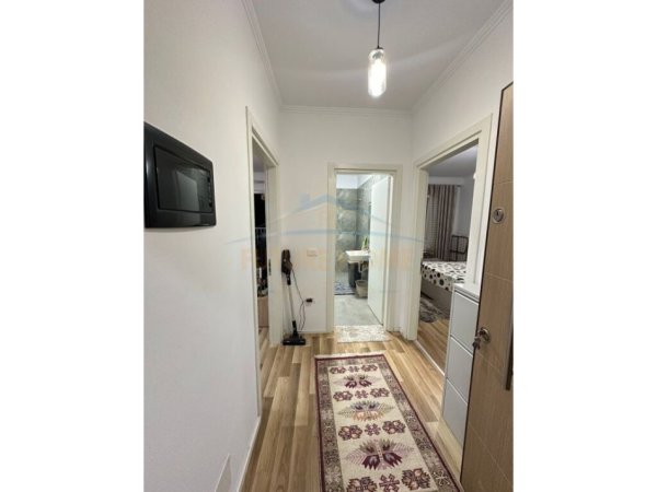 Shitet , Apartament 1+1 , Unaza e Re , Tirane