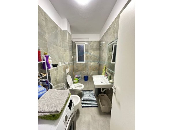 Shitet , Apartament 1+1 , Unaza e Re , Tirane