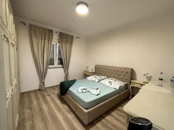 Apartament 2+1 për Qira ne Laprake !