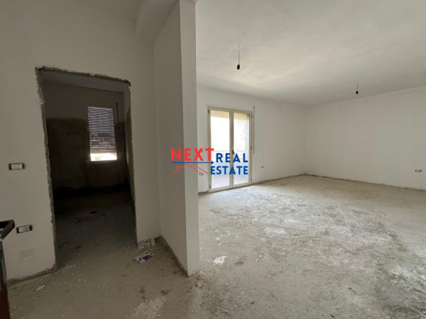 SHITET APARTAMENT 1+1 NE LUNGOMARE, VLORE