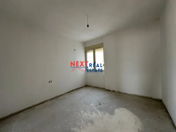 REZERVO PRONEN VETEM ME 500€! SHITET APARTAMENT 2+1 NE LUNGOMARE, VLORE