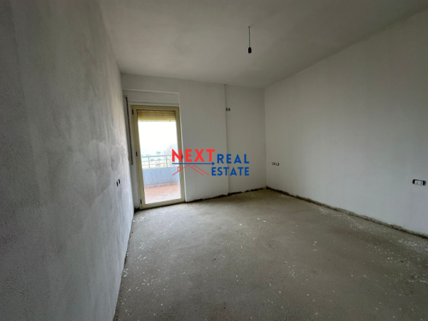 SHITET APARTAMENT 2+1 NE LUNGOMARE, VLORE