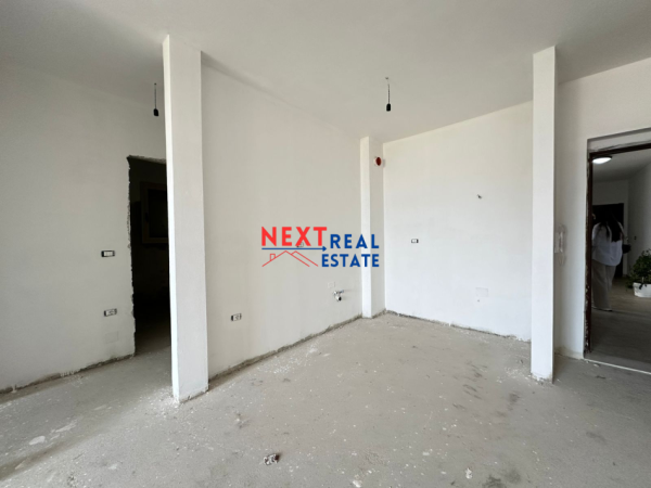 REZERVO PRONEN VETEM ME 500€!  SHITET APARTAMENT 2+1 NE LUNGOMARE, VLORE