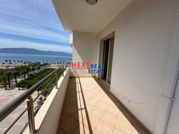 SHITET APARTAMENT 2+1 NE LUNGOMARE, VLORE