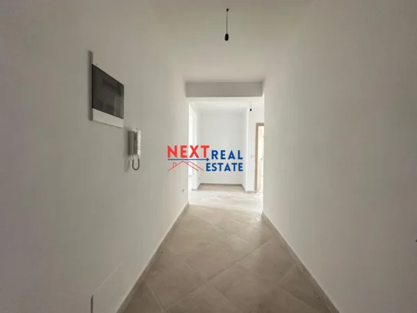 REZERVO PRONEN VETEM ME 500€! SHITET APARTAMENT 2+1 NE LUNGOMARE, VLORE