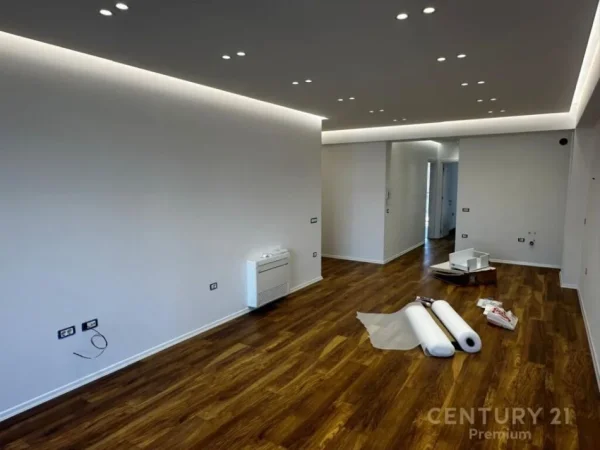APARTAMENT 2+1 +2 ME QIRA NE KOMUNE TE PARISIT TEK "REZIDENCA OLYMPIC"