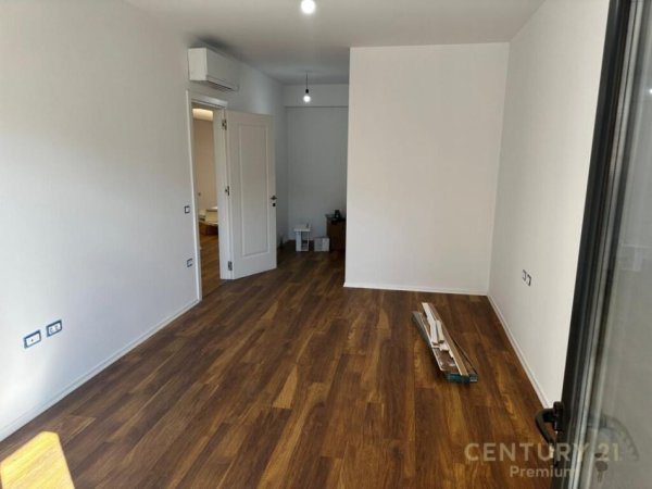 APARTAMENT 2+1 +2 ME QIRA NE KOMUNE TE PARISIT TEK "REZIDENCA OLYMPIC"