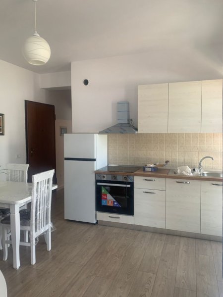 Jepet Me Qera Apartament 1+1 Tek Kompleksi Delijorgj [ID P0179]